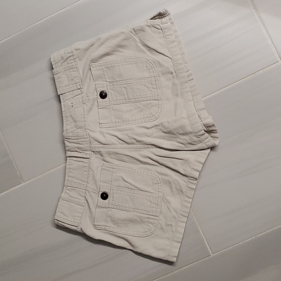 VINTAGE Corduroy American Eagle Outfitters Off-White Shorts Sz 6 EUC - Picture 2 of 13